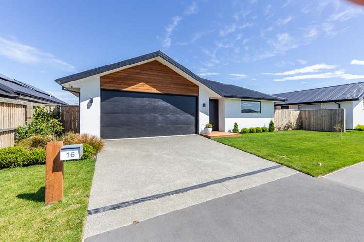 16 Flock Street Rolleston_24