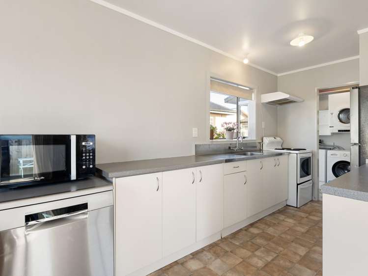 83A Albert Street Hamilton East_4