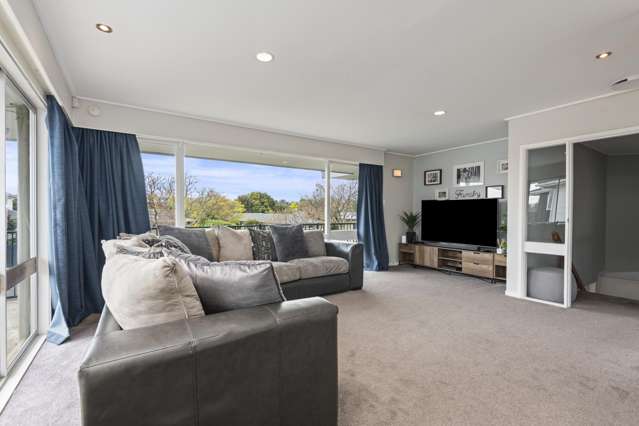 52 Wikiriwhi Crescent Awapuni_4