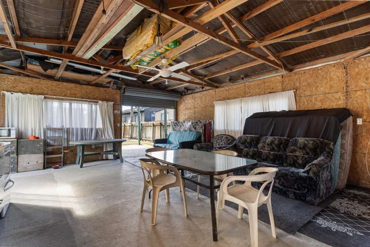 64 Howard Road Orere Point_10