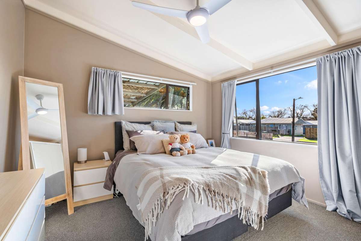102a Tauroa Street_3