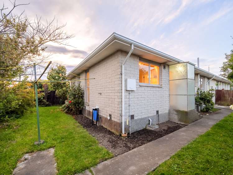 1/125 Prestons Road Redwood_16