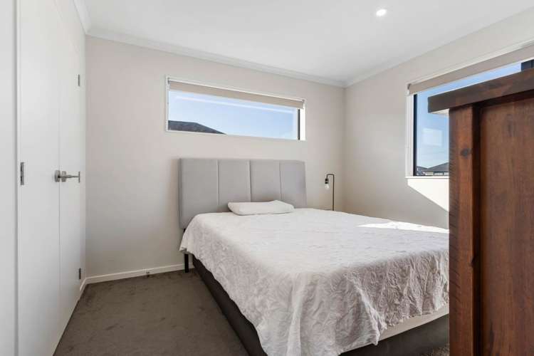 22 Cooladawson Drive Flat Bush_14