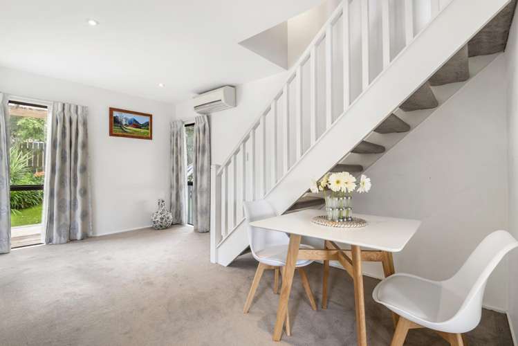 2/38 Gatman Street Birkdale_5