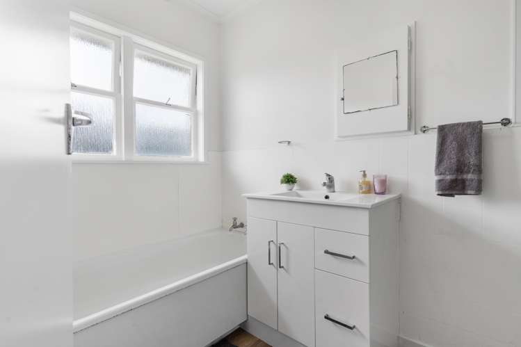 1/45 East Coast Road Milford_10