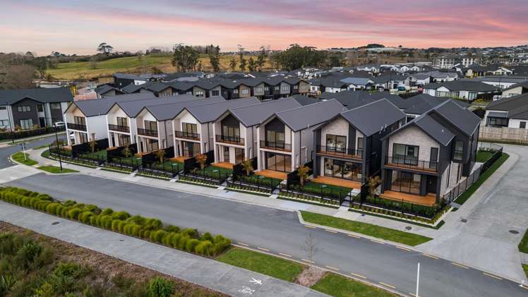325 Te Taruna Drive Milldale_21