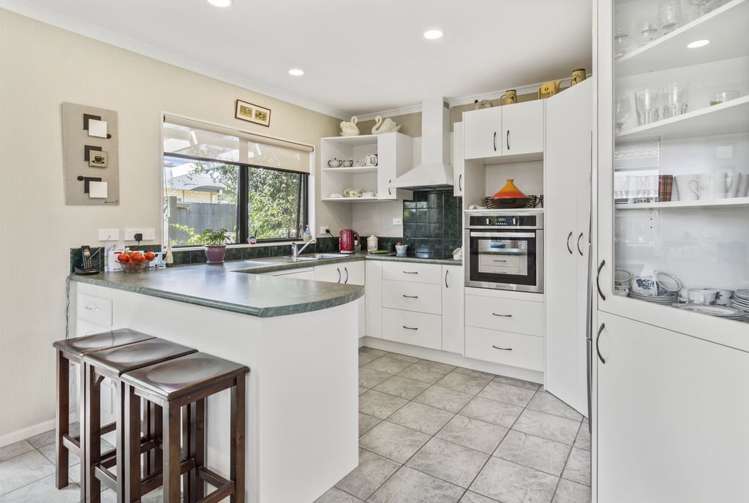 7 Parewaitai Court Papamoa_4