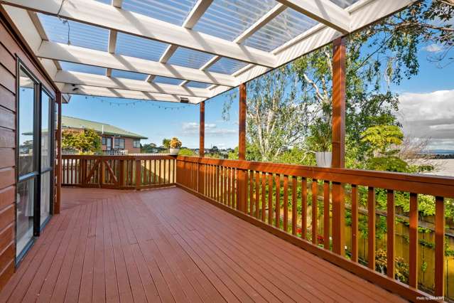 2/16 Cassandra Grove Totara Vale_4