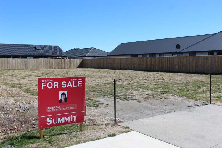 5 Whitehall Drive Springlands_2