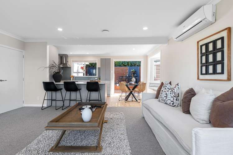 24 Warwick Place Brookfield_12