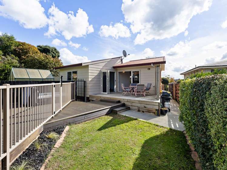 8 Magenta Place Dinsdale_19