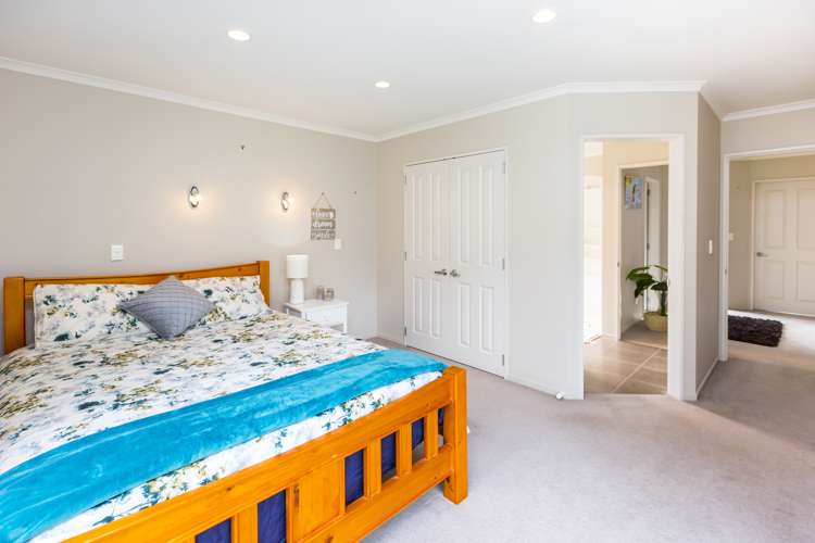 19 Aragon Grove Kingsley Heights_8