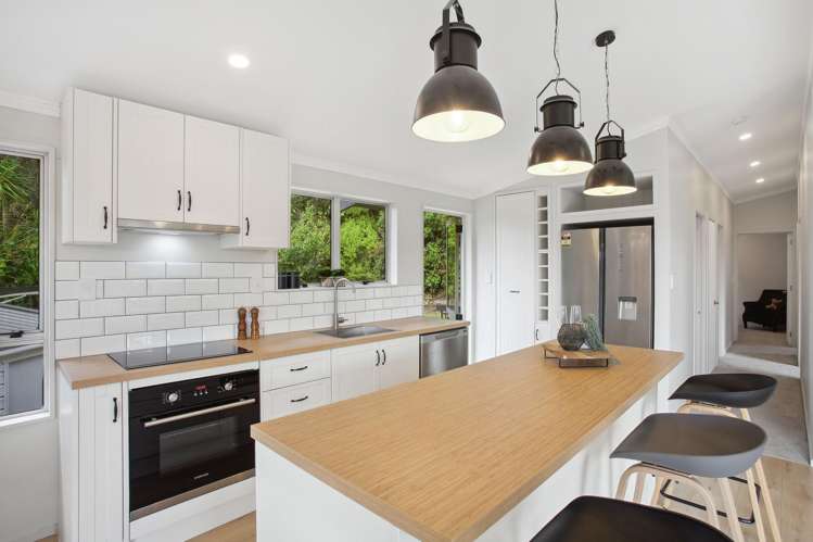 36 Sun Valley Hatfields Beach_12