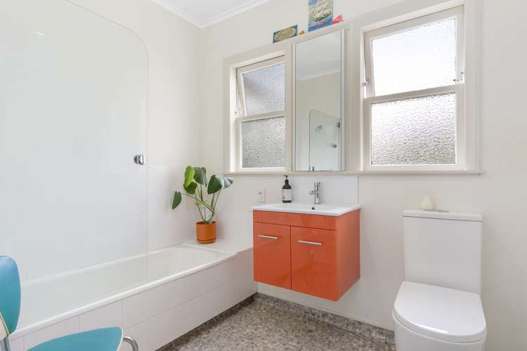 13 Aplin Terrace Ngaio_12