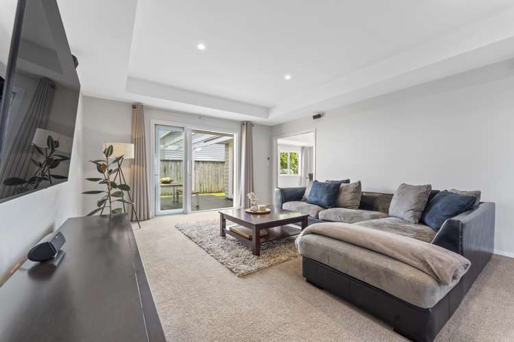 742 Main Street Palmerston North Central_8