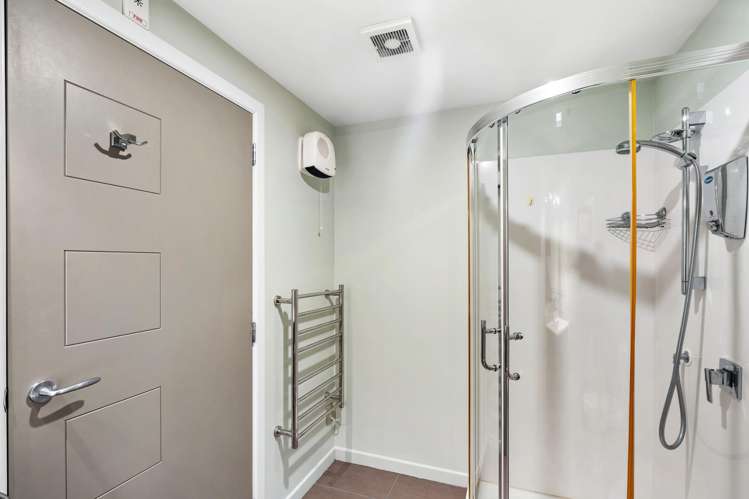 61/3 Shakespeare Road Napier South_20