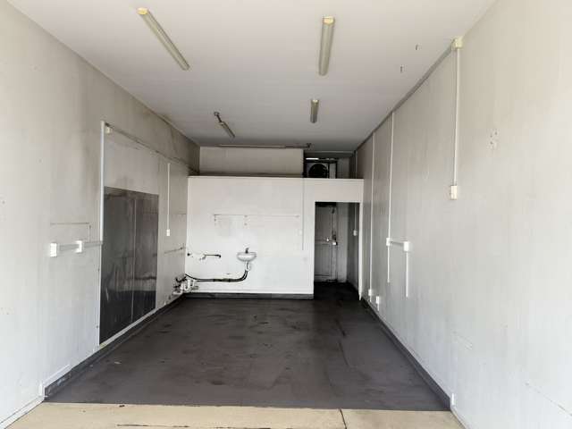 Shop 5/51-65 Pearn Crescent Northcote Central_2