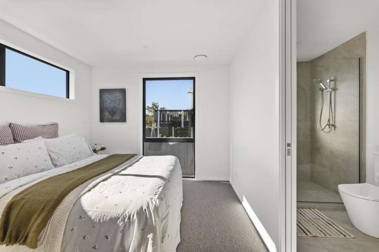 1 & 2/23 Wales Street_4