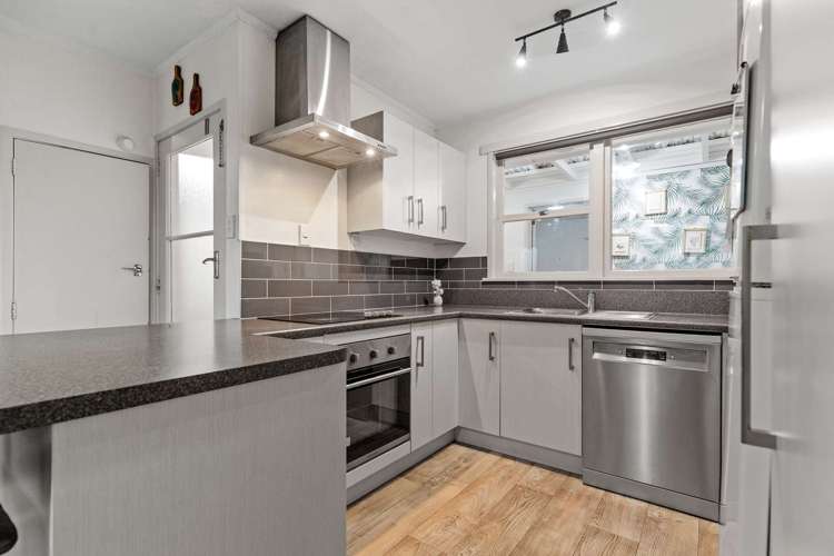 13 Logan Street_0