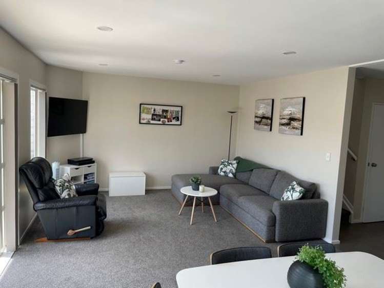 7/14 Fields Parade Oteha_5