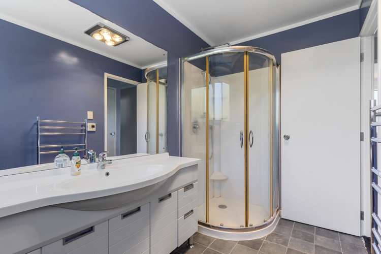 144 Solar Road Glen Eden_12