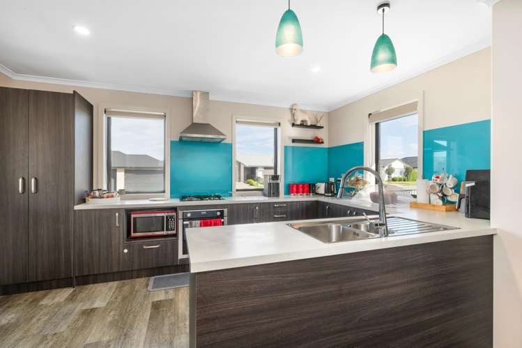 16 Spitfire Drive Burleigh_2