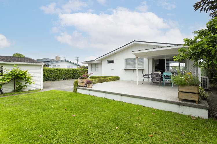 671 Aberdeen Road Te Hapara_16