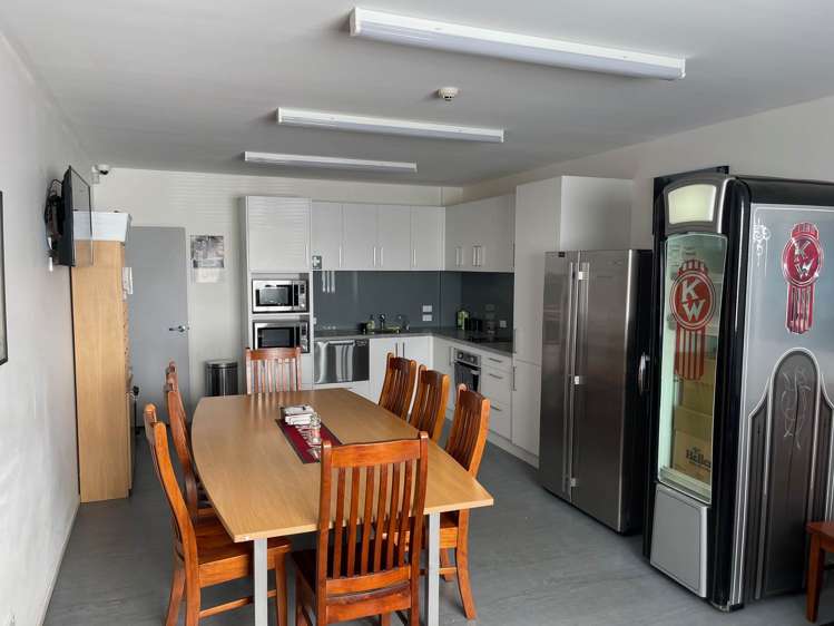 72 John Street Pukekohe_6