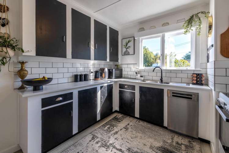 5 Wellington Road Surfdale_13