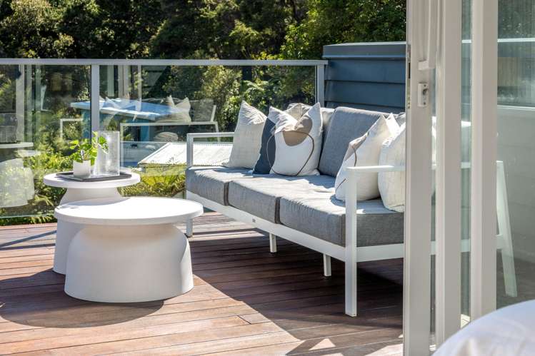 231 Ocean View Road Oneroa_16