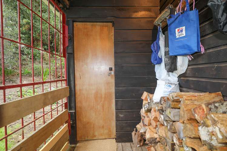 205 Te Rena Road Kakahi_16