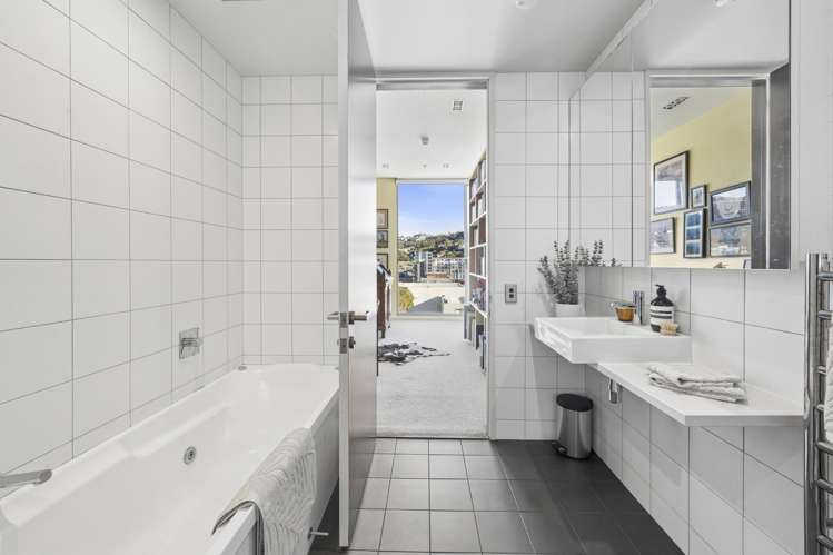 U892 - 233 Cuba Street Te Aro_8