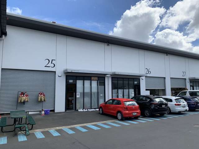 9 Chonny Crescent Wiri_1