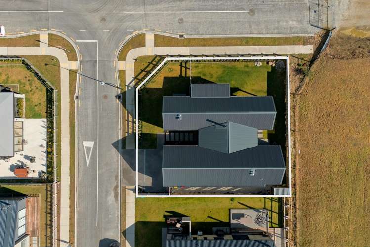 1 Moonstone Street Wanaka_19