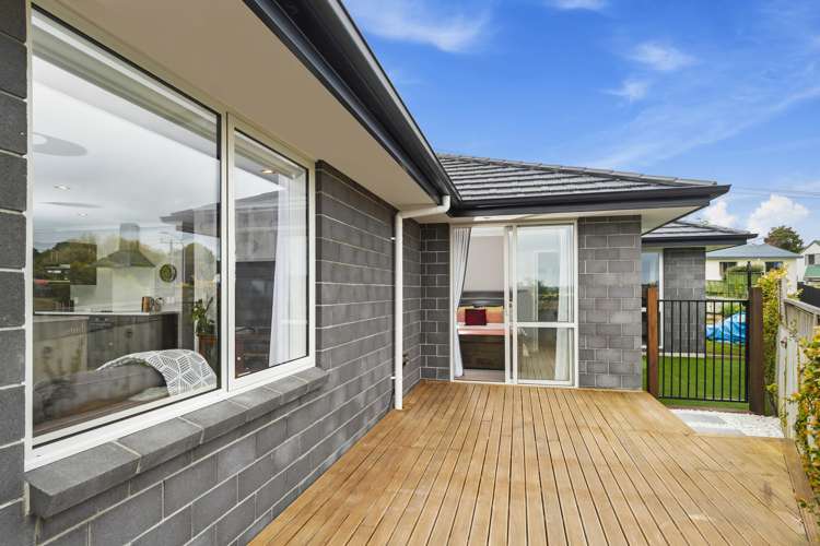 13 Poike Road Hairini_10