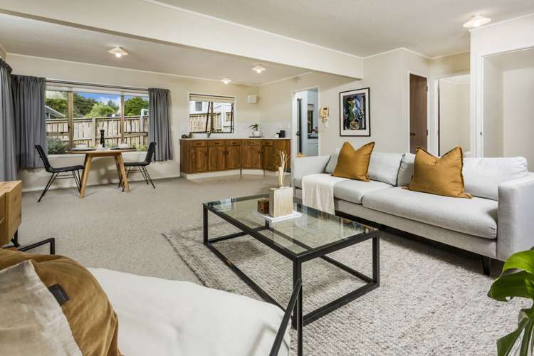 64 Eskdale Road Birkdale_15