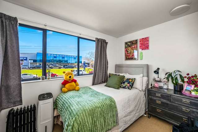 2a/12 Corban Avenue Henderson_4