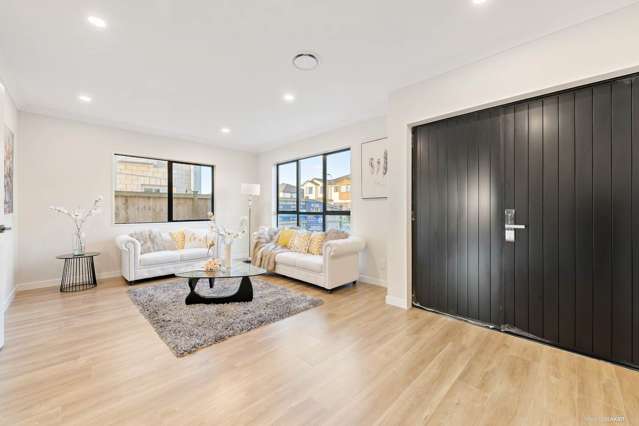 8 Downpatrick Drive Flat Bush_1