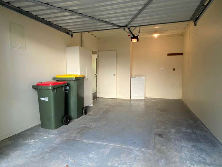 13/6 Ambrico Place New Lynn_11