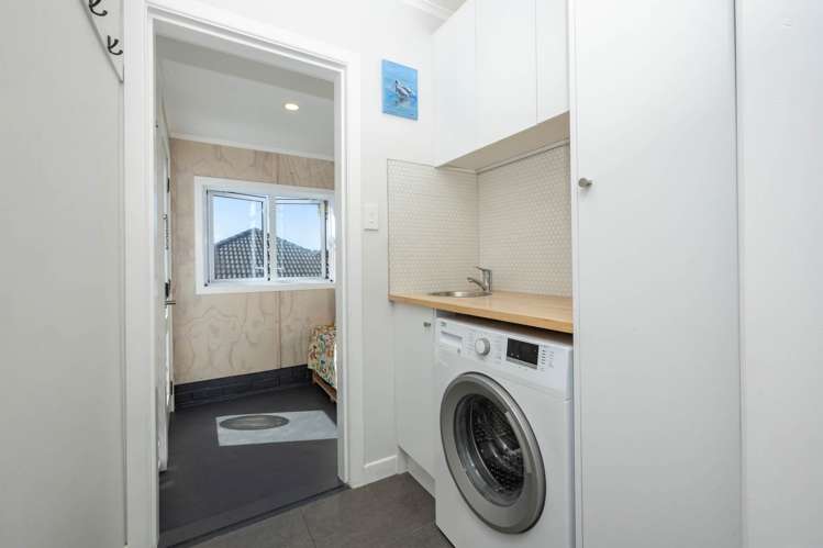 64B Awaroa Road Sunnyvale_14