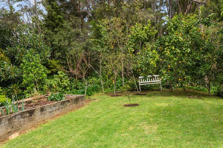 655 Huia Road Parau_13
