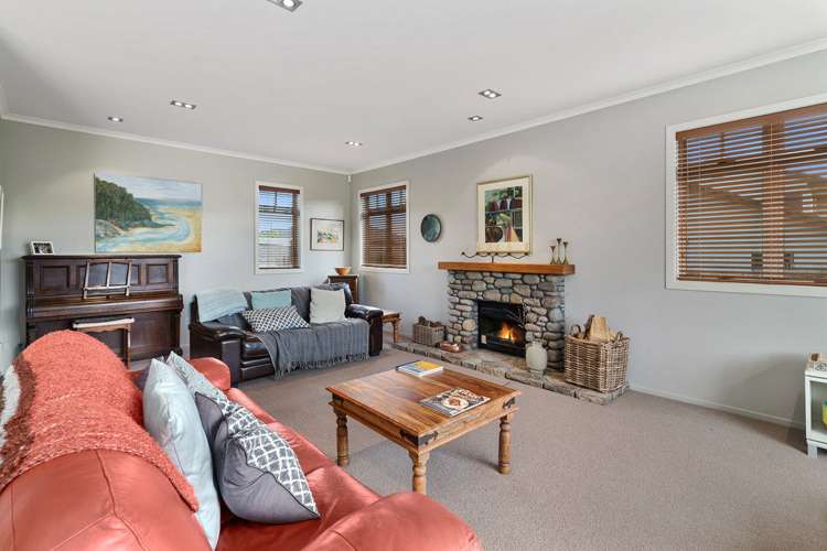 30 Stafford Rise Owhata_4