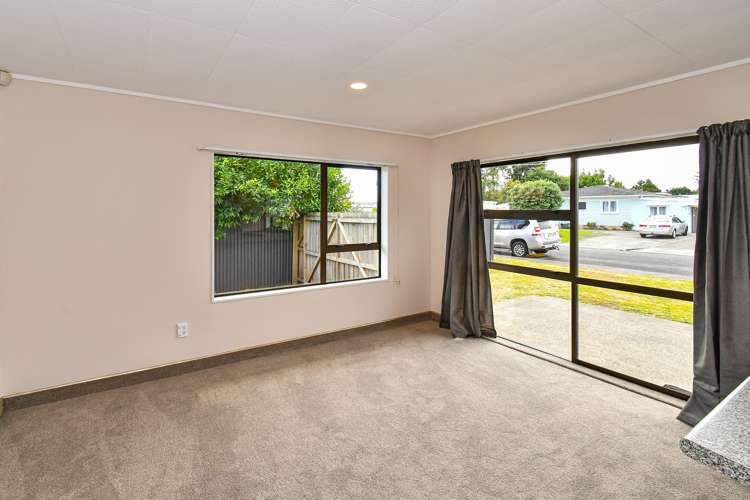 2/123 Old Wairoa Road Papakura_9