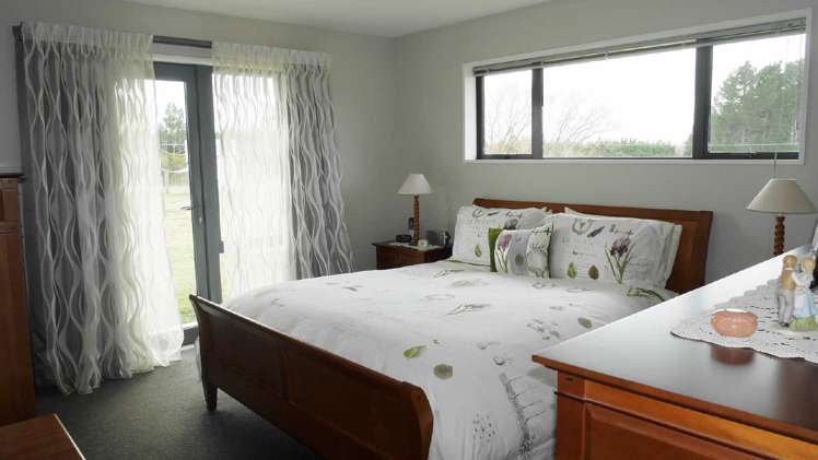 777 Halkett Road West Melton_8