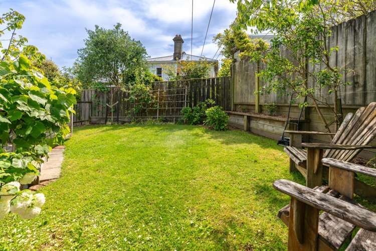 5 Armour Avenue Mount Victoria_18