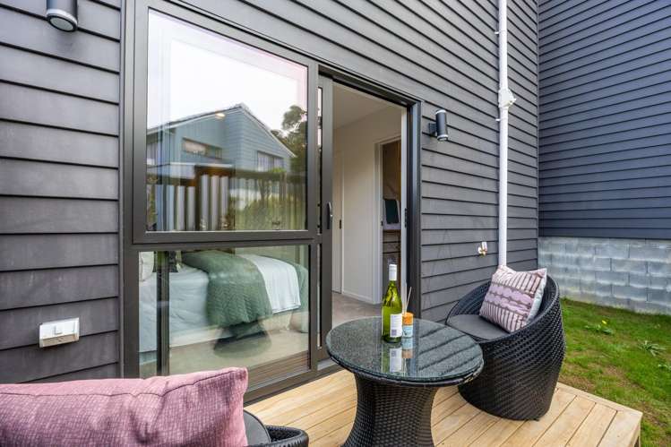 4/6 Woodhouse Place West Harbour_34