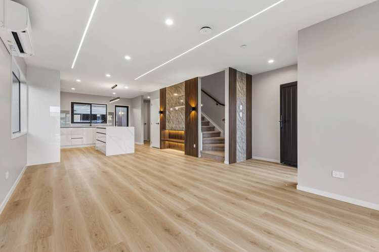 3/10 Graham Road Conifer Grove_6