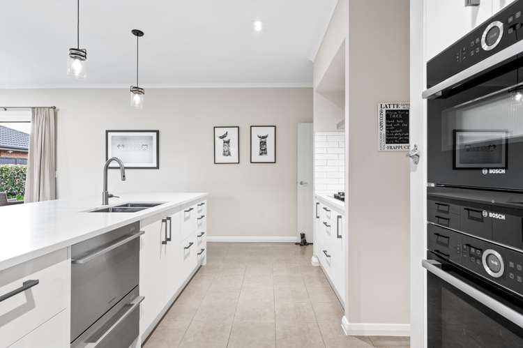 52 Wiltshire Drive Huntington_17