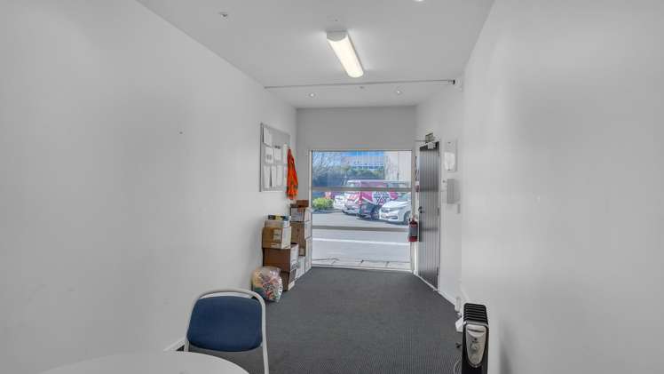 10/40 Hayton Road Wigram_4