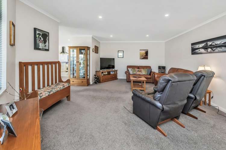 4 Cressy Place Darfield_12